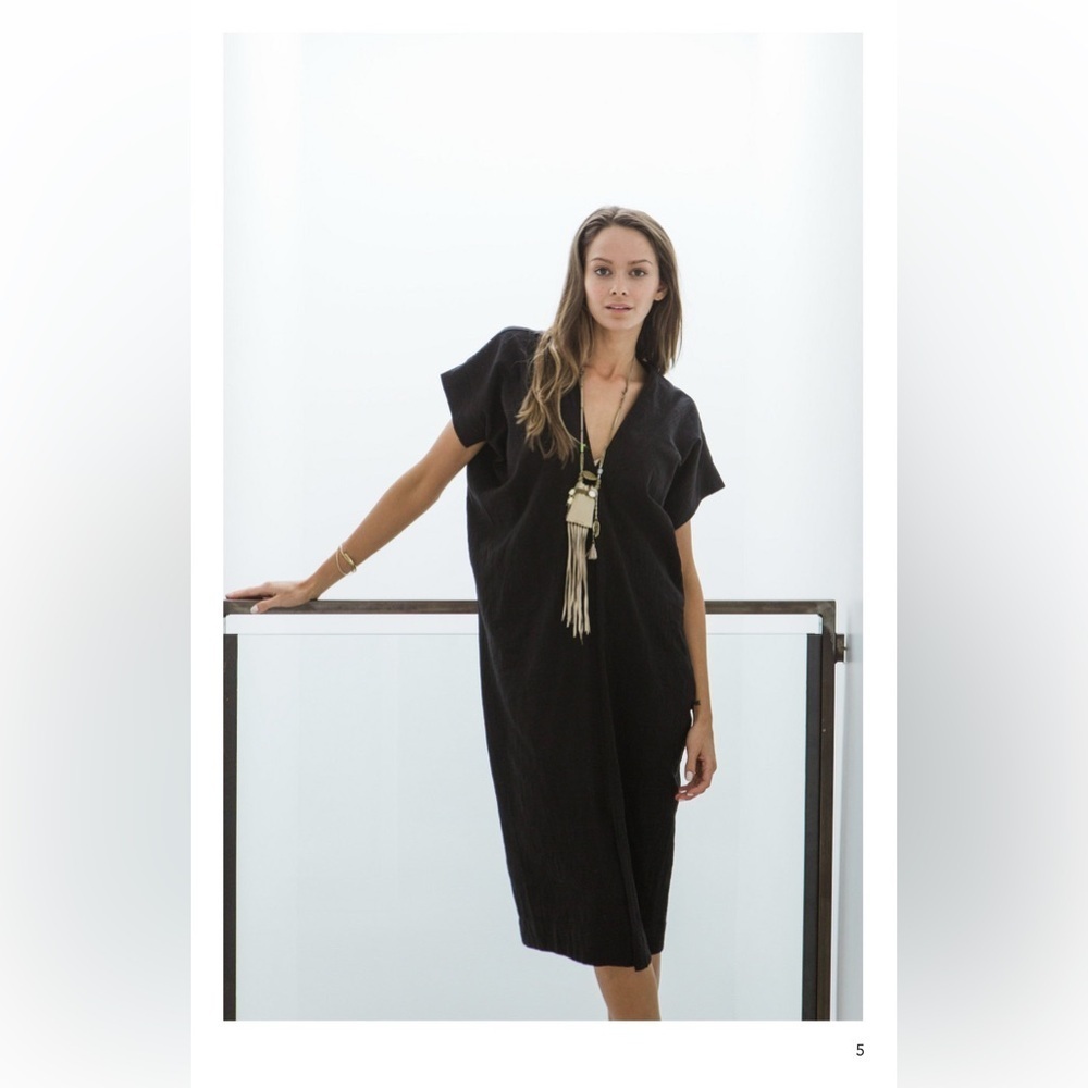 Mirth | Women's Boho Minimalist Black Embroidered Kaftan Size Small/Medium